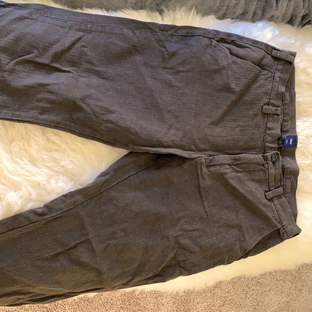 Gap brown herringbone pattern 34x30 .  Worn but in good shape.
